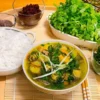 Cá lăng om chuối đậu