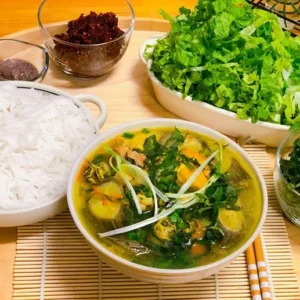 Cá lăng om chuối đậu
