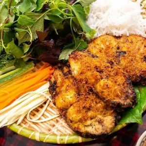 Cá tầm nướng riềng mẻ
