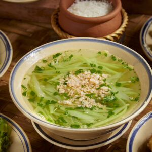 Canh cải nấu thịt