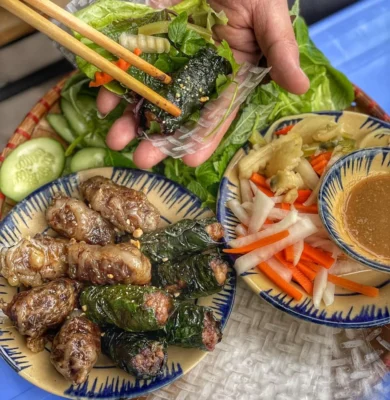 Bò cuốn mỡ chài nướng: Đặc sản miền Tây thơm lừng, béo ngậy